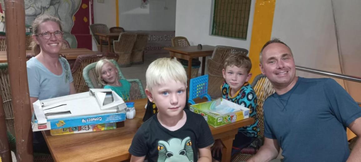G Vibes Guest House Agra  Zewnętrze zdjęcie